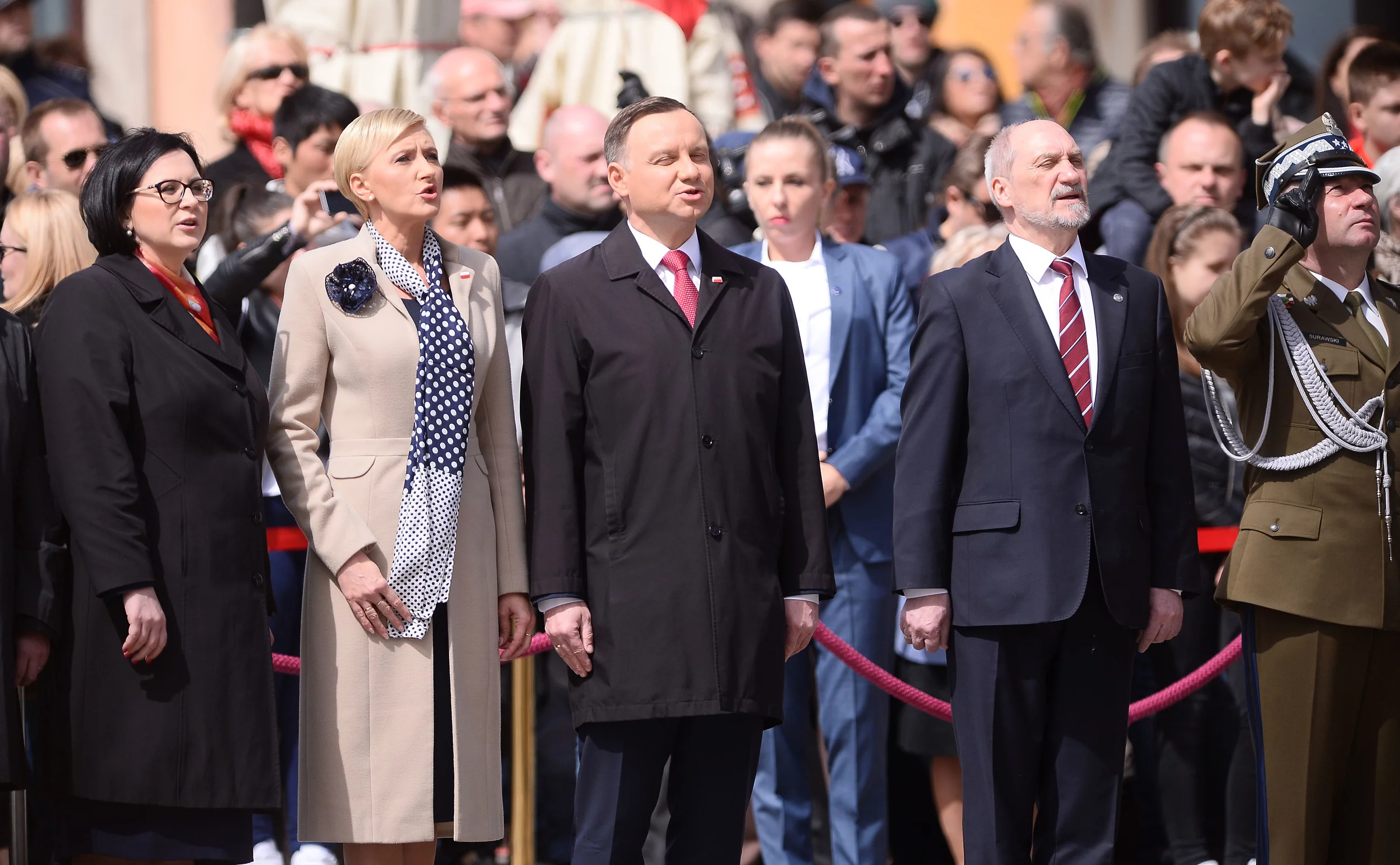 Andrzej Duda z małżonką i Antoni Macierewicz