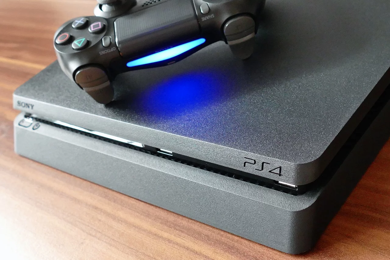 PlayStation 4 slim