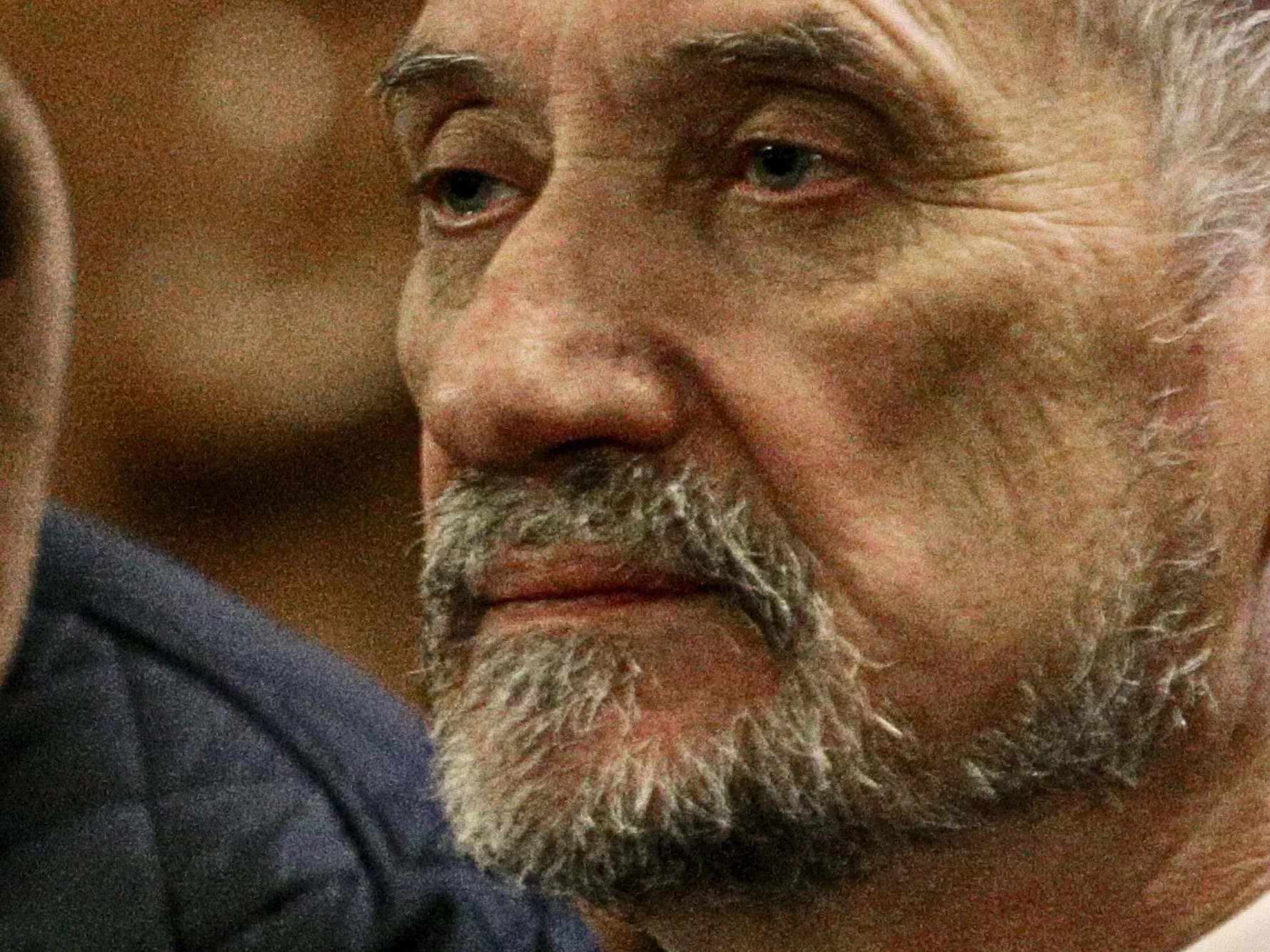Spięcie z udziałem Paranoika pod pomnikiem smoleńskim. Wszystko nagrały kamery