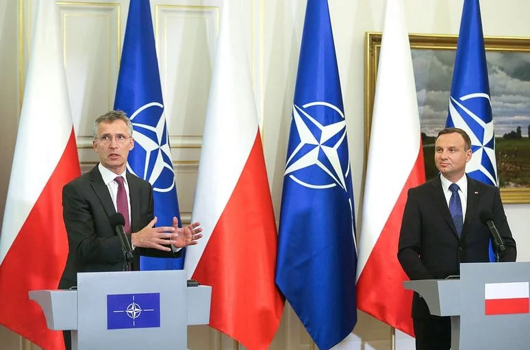 Jens Stoltenberg i Andrzej Duda