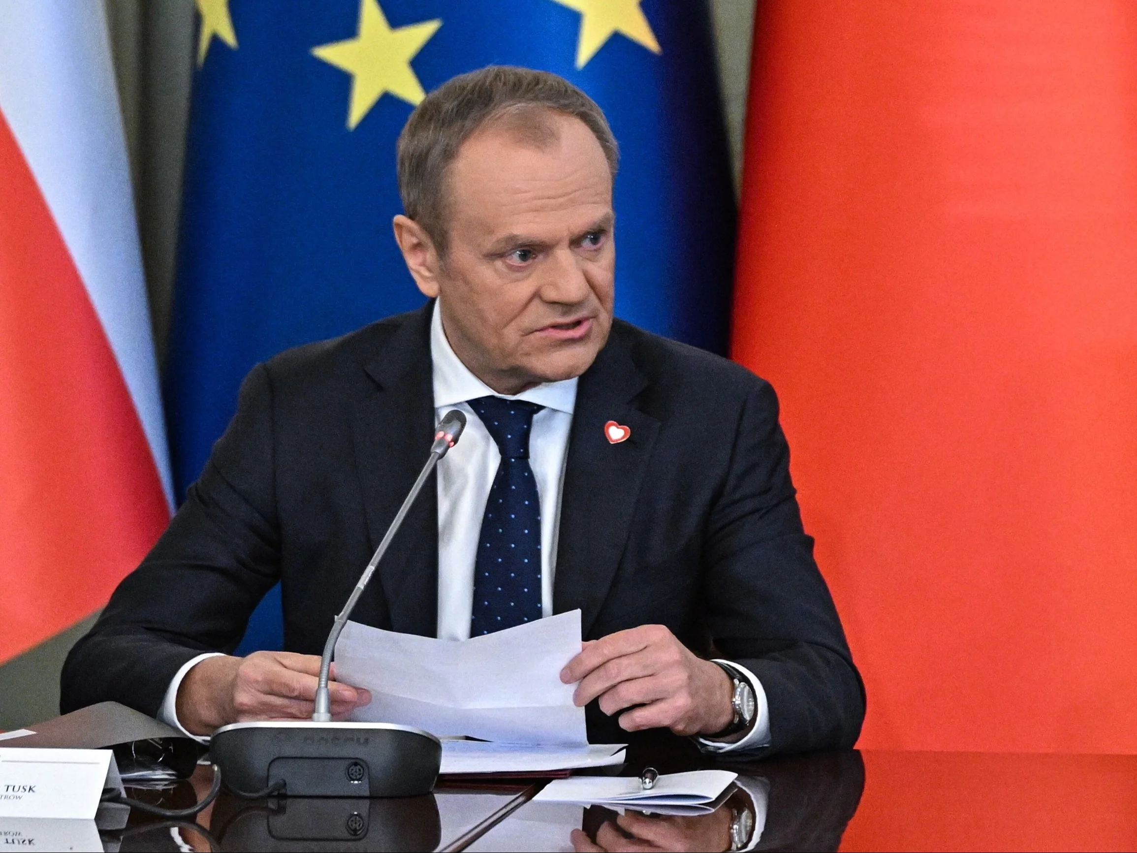 Donald Tusk podczas posiedzenia Rady Gabinetowej