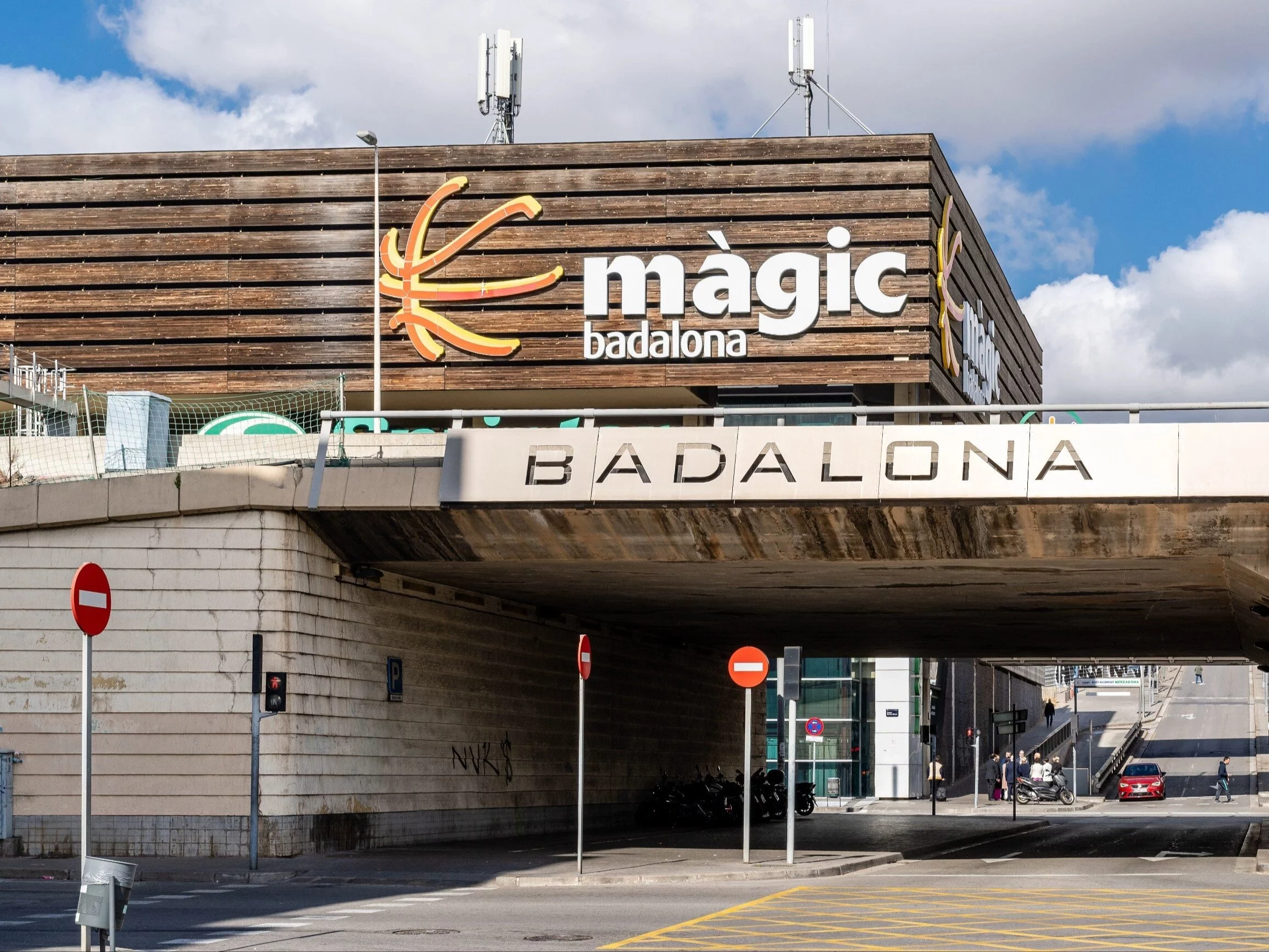 Centrum handlowe Magic w Badalonie