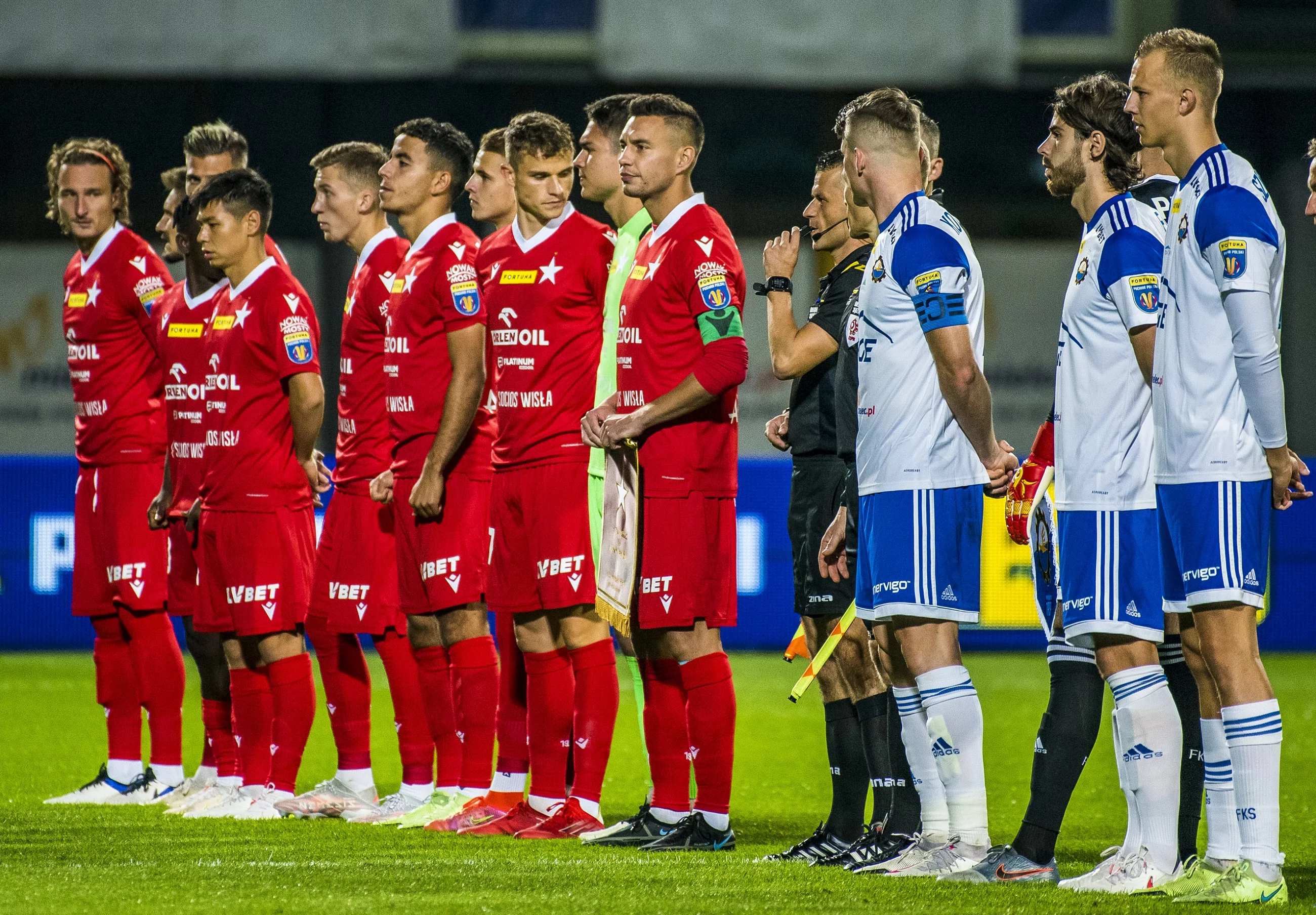 Drużyny Wisły Kraków i Stali Mielec