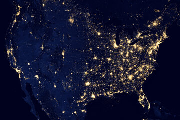 Stany Zjednoczone nocą widziane z orbity, zdjęcie ilustracyjne