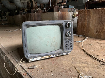 Stary telewizor, zdjęcie ilustracyjne