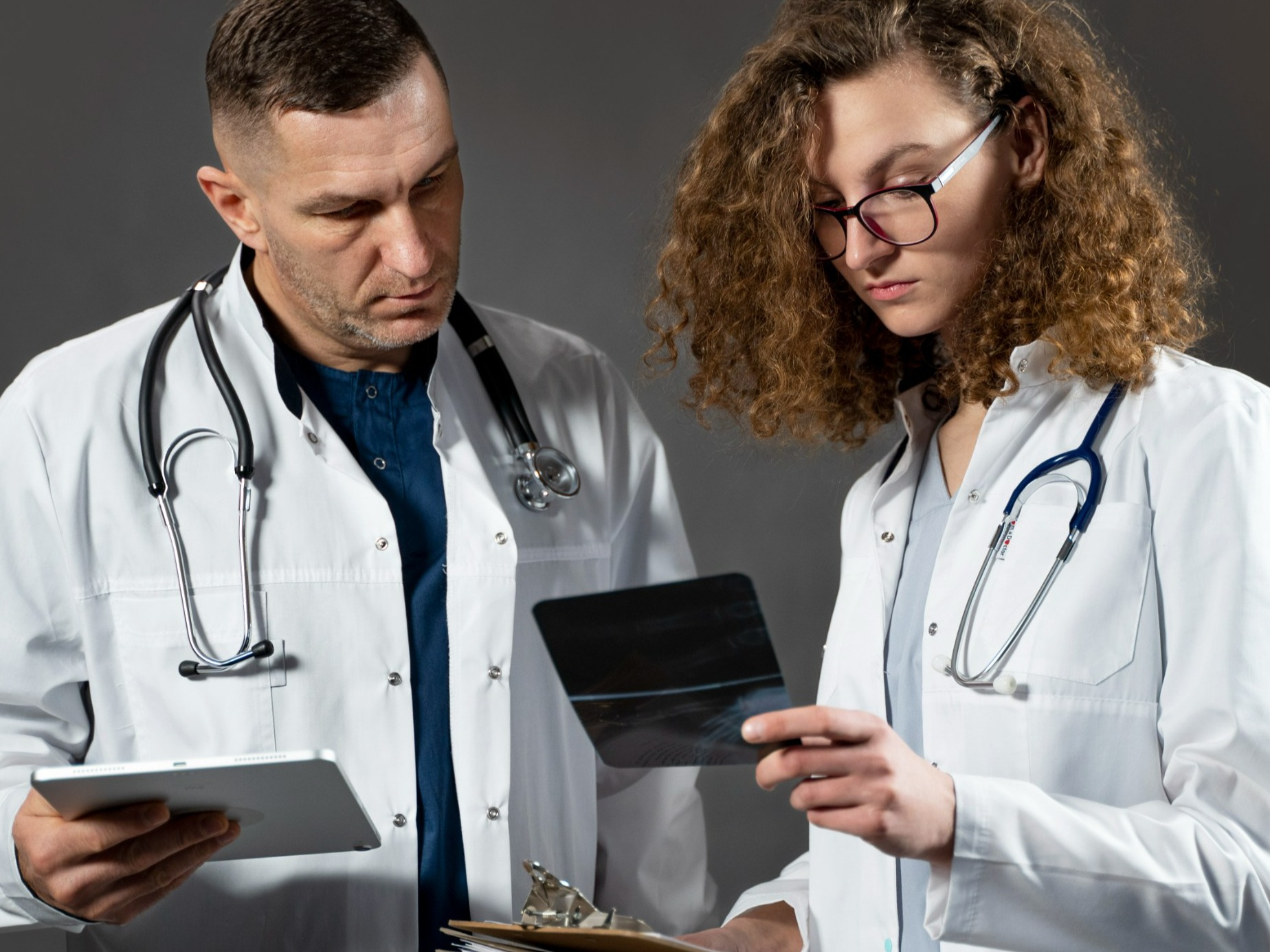 Środowisko krytykuje pomysł skrócenia stażu lekarskiego