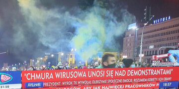 Strajk Kobiet w Warszawie w relacji TVP