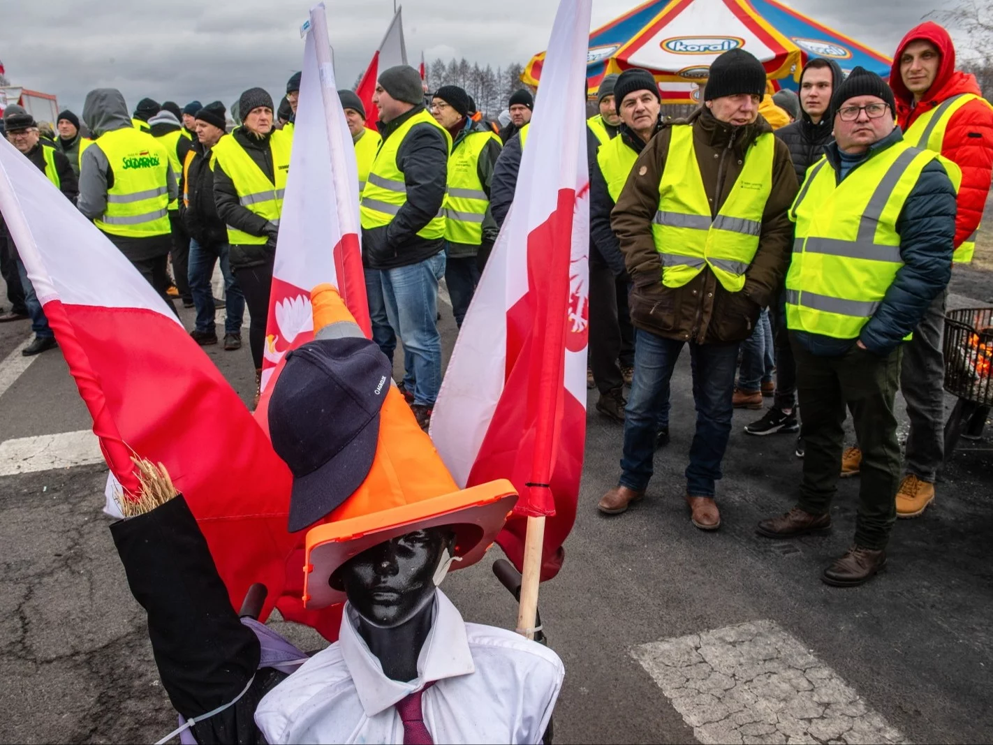 Blokada przez rolników przejścia granicznego z Ukrainą w Dorohusku