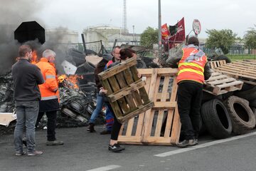 Strajki związkowców we Francji