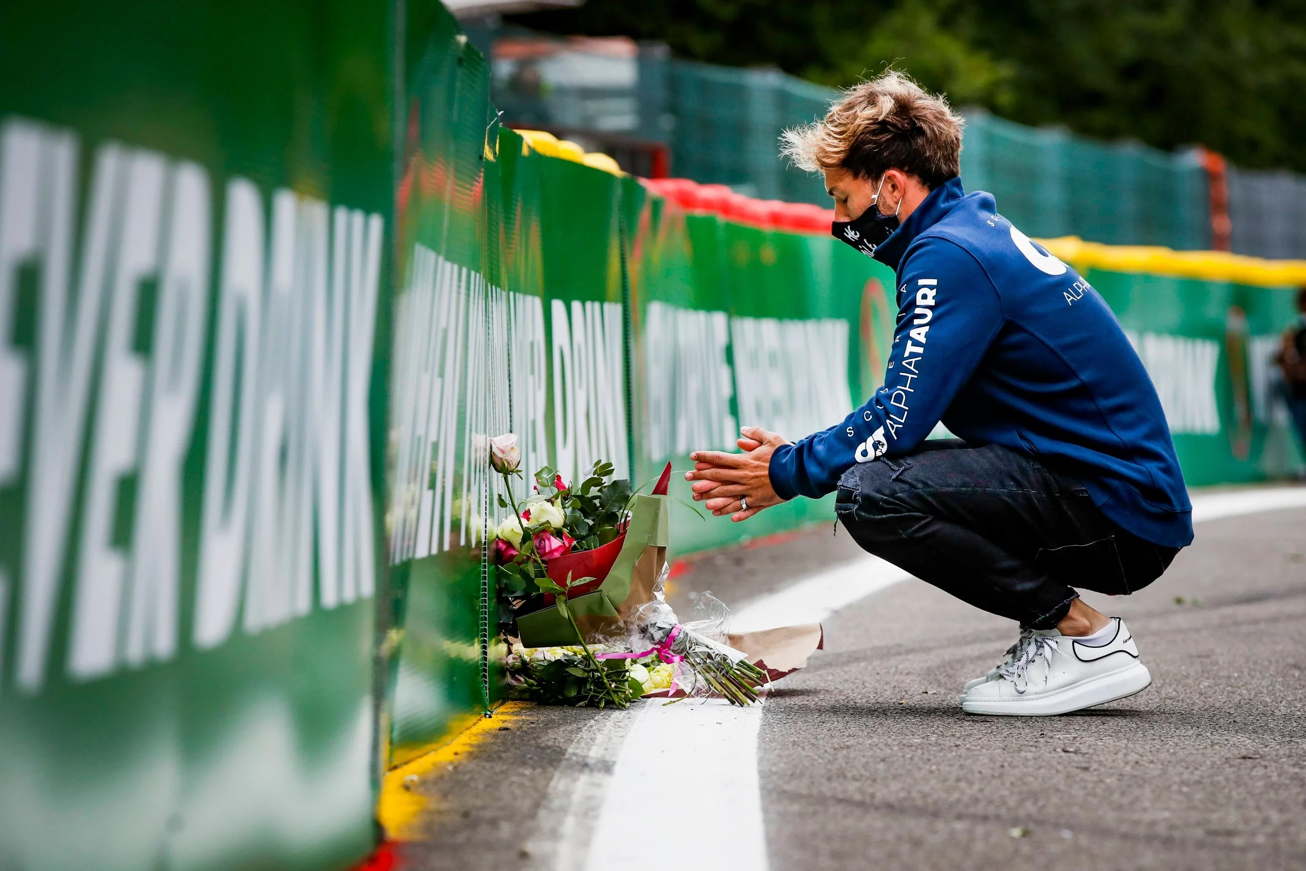 Pierre Gasly w miejscu śmierci Anthoine Huberta