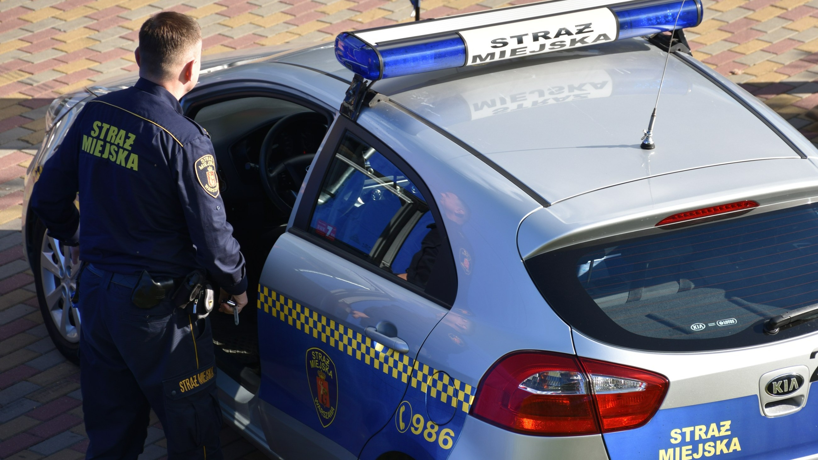 Właściciele nieruchomości zapominają o tym obowiązku. Straż miejska ruszyła z kontrolami