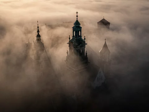 Wawel we mgle