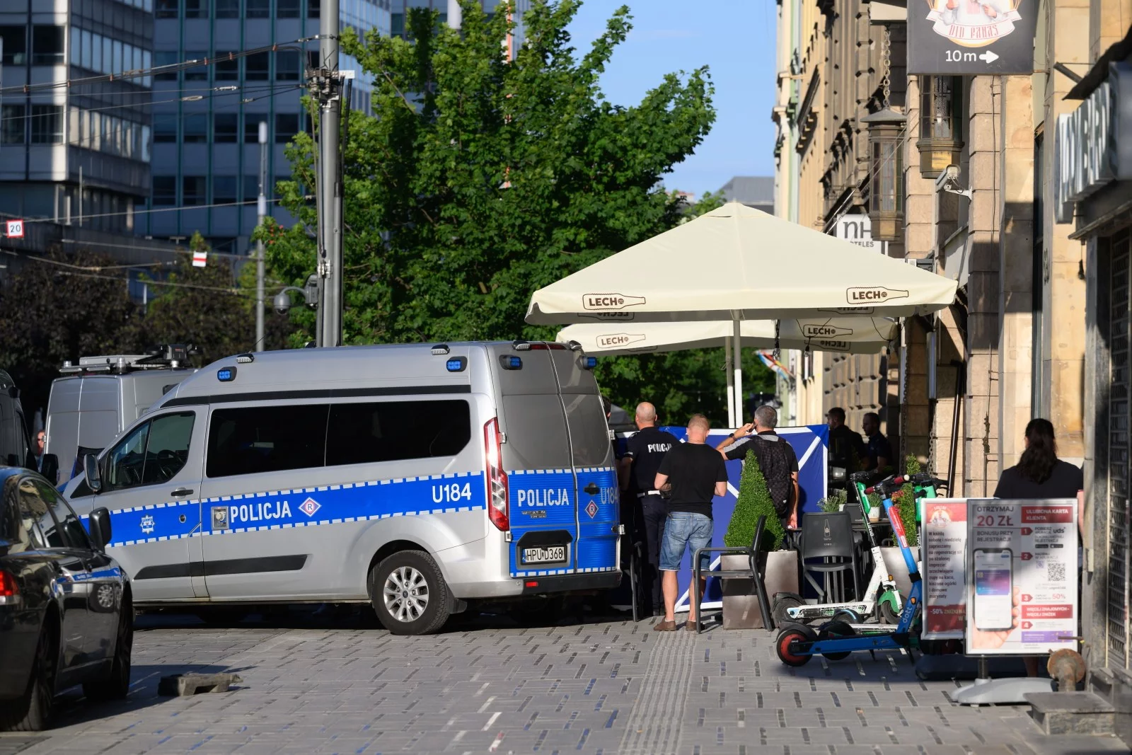 Strzelanina w centrum Poznania. Mikołaj B. w niedzielę zastrzelił narzeczonego byłej dziewczyny, po czym odebrał sobie życie