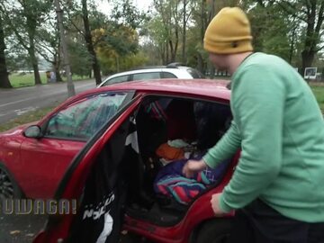 Student z Krakowa zamieszkał w samochodzie
