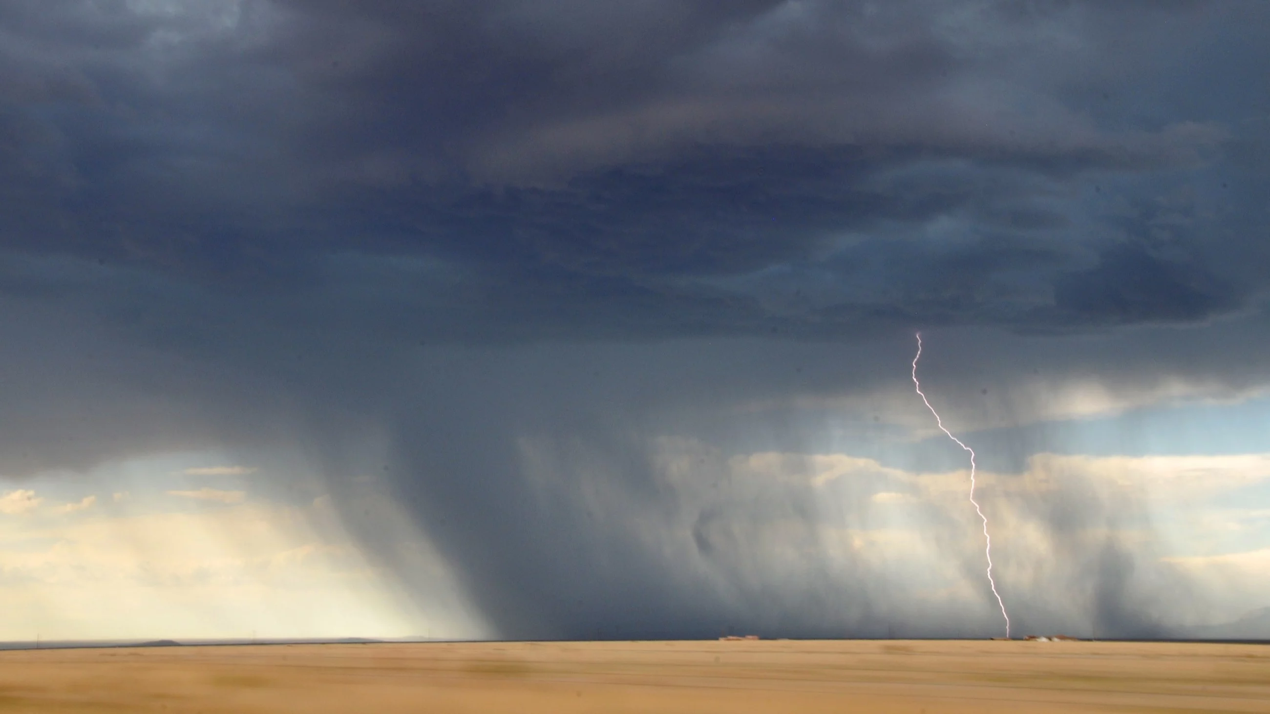 Downburst, zdjęcie ilustracyjne