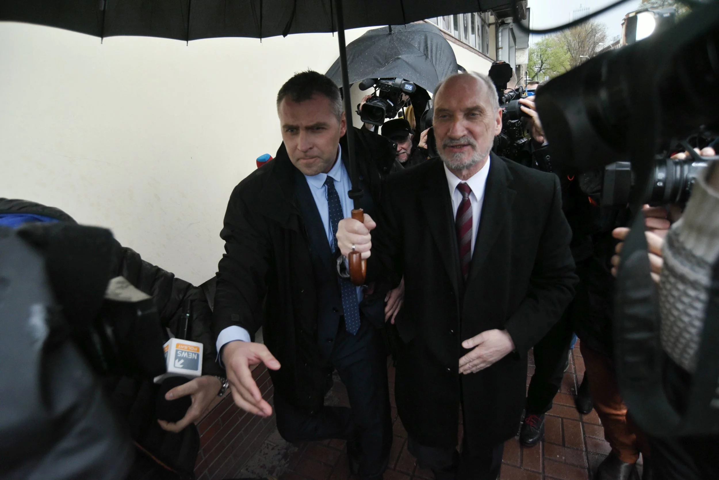 Antoni Macierewicz po posiedzeniu komisji ws. Misiewicza