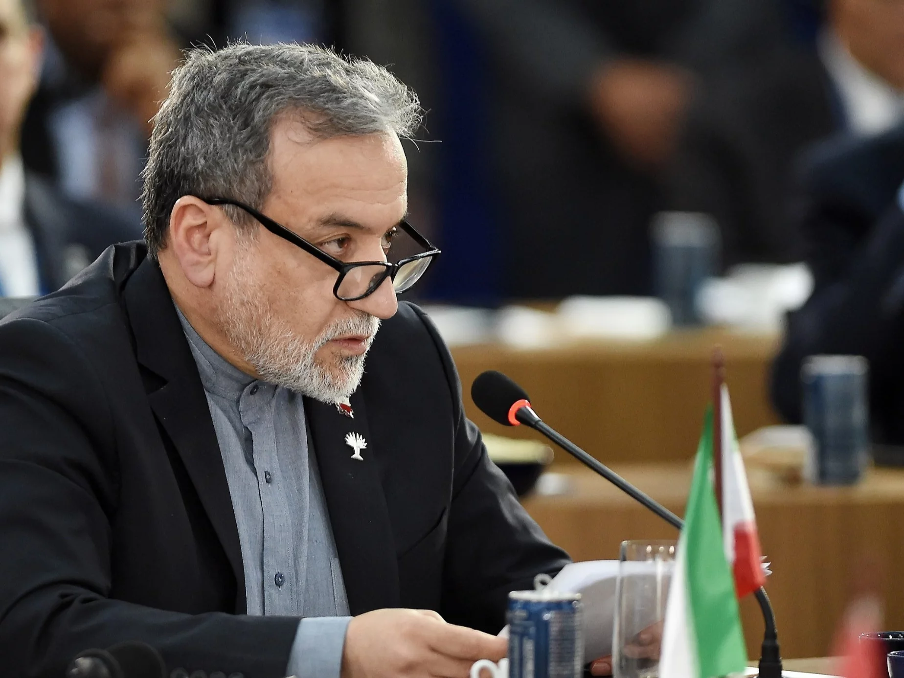 Szef irańskiego MSZ uderzył w Sikorskiego. „Żałosna scena”