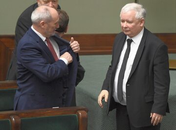 Szef MON Antoni Macierewicz i prezes PiS Jarosław Kaczyński