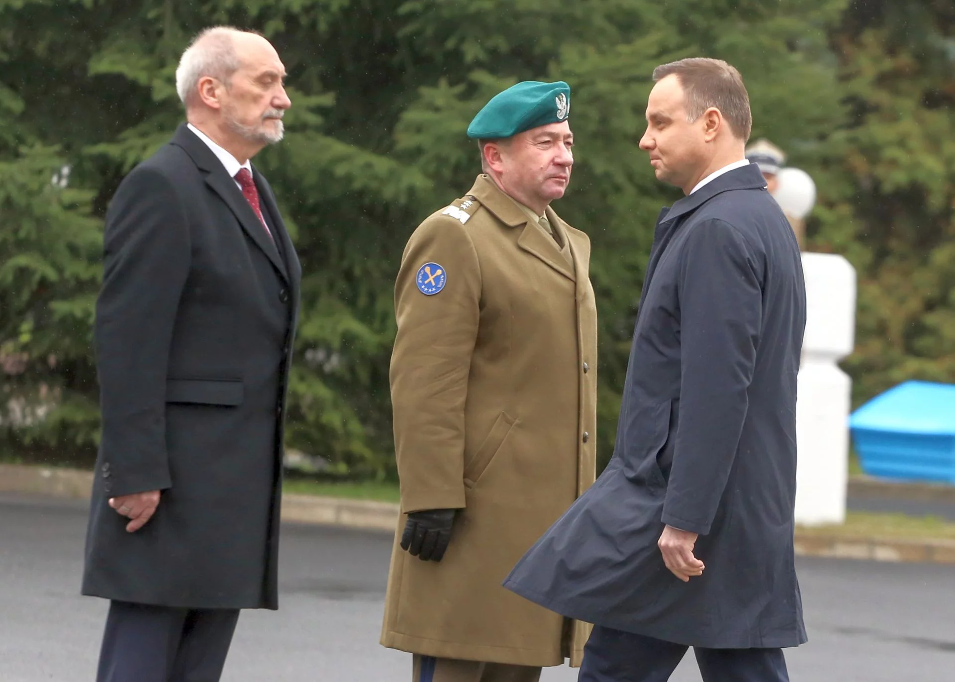 Szef MON Antoni Macierewicz i prezydent Andrzej Duda