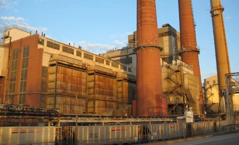 Chiny odchodzą od elektrowni zasilanych węglem (fot. sxc.hu)