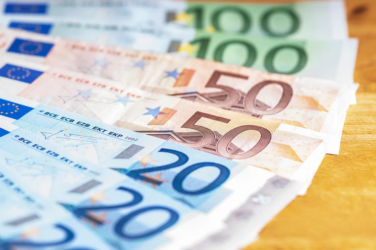 Sztorm na zazwyczaj spokojnym morzu, czyli kurs EUR/PLN