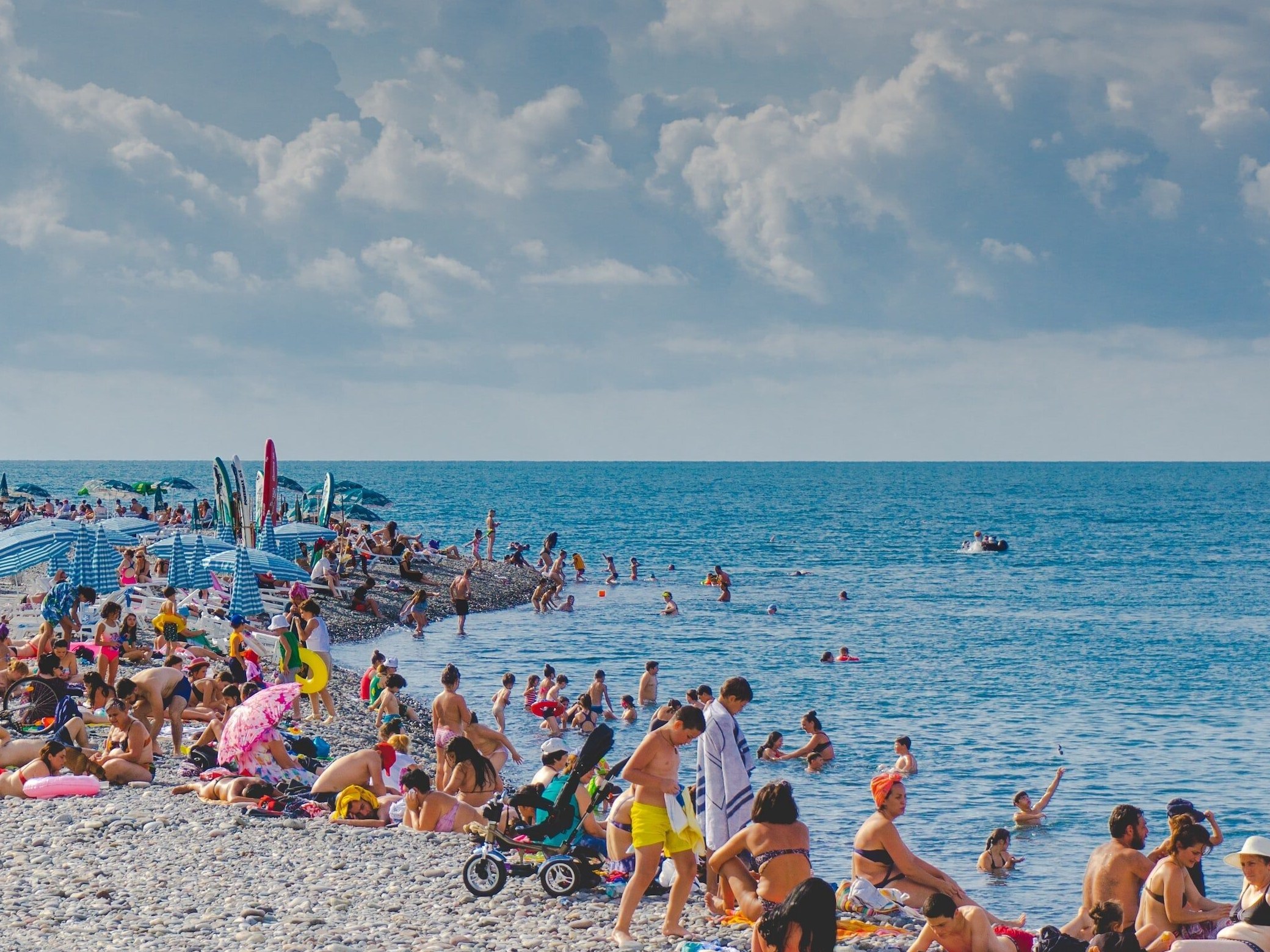 Ludzie na plaży