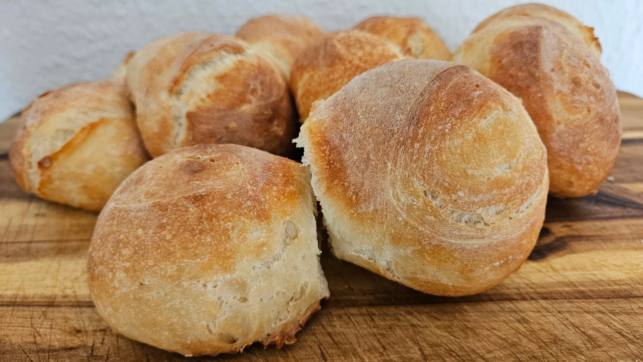 Świeżo upieczone bułki
