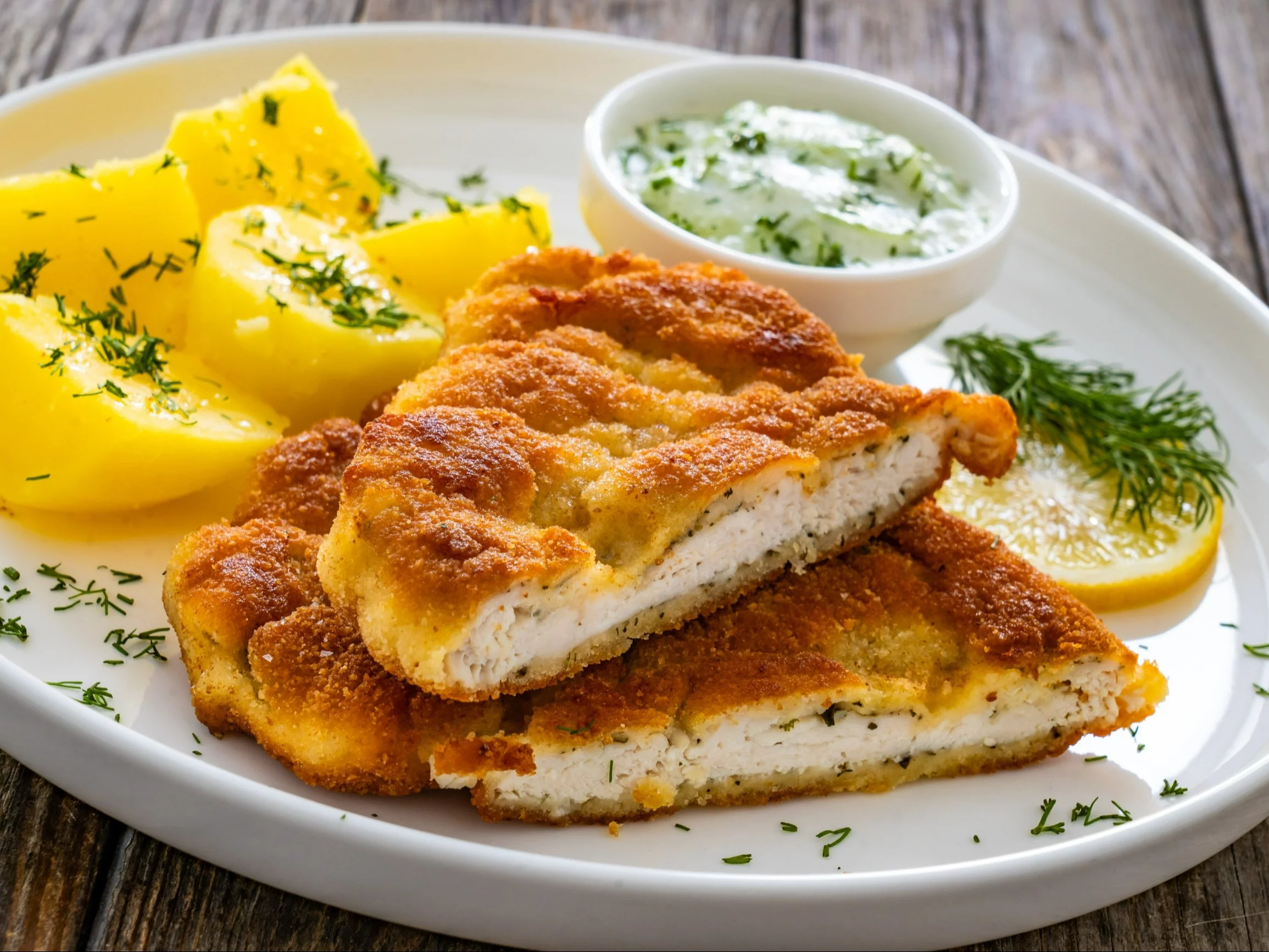 Panierowany kotlet z kurczaka