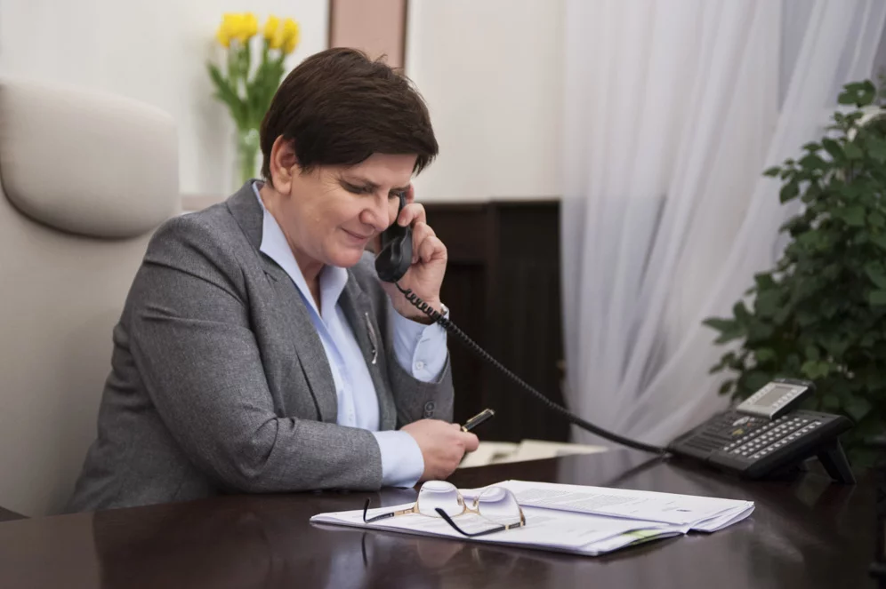 Beata Szydło w trakcie rozmowy z Theresą May