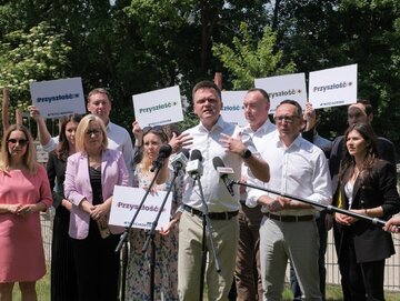 Szymon Hołownia i Dariusz Klimczak na wspólnej konferencji prasowej