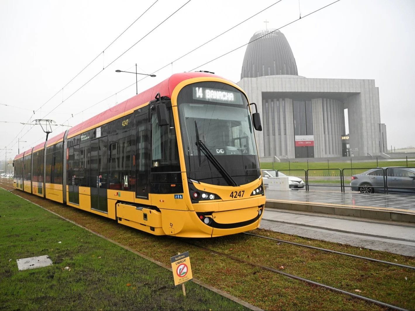 Uroczyste otwarcie nowej linii tramwajowej na warszawski Wilanów