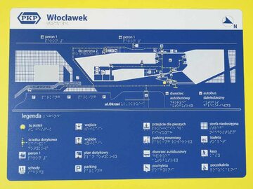 Tablice informacyjne na dworcu PKP we Włocławku