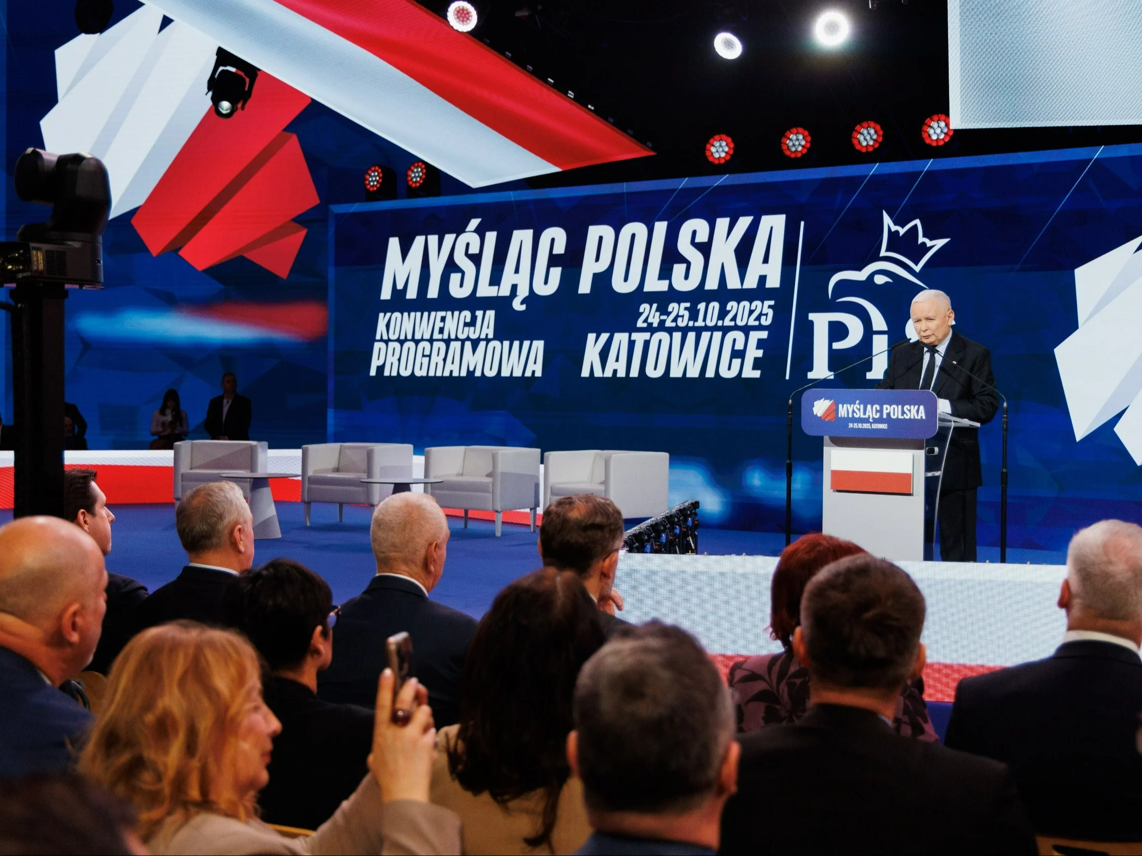 Tak PiS chciał dopiec Tuskowi. „PO zaczęła swoje Halloween”