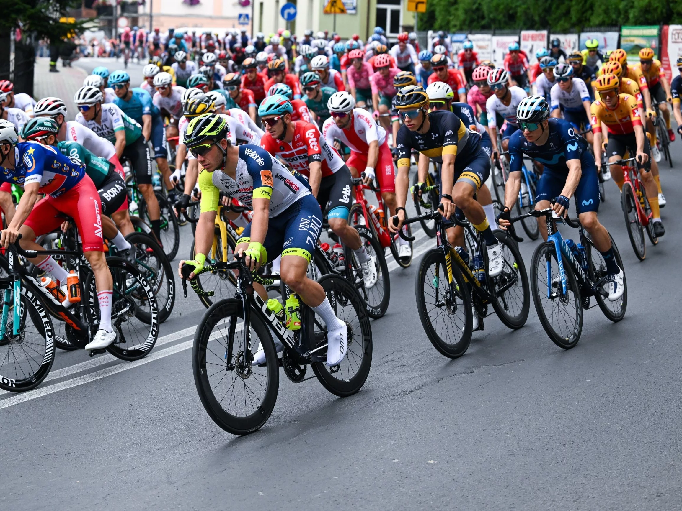 Kolarze na trasie Tour de Pologne 2022