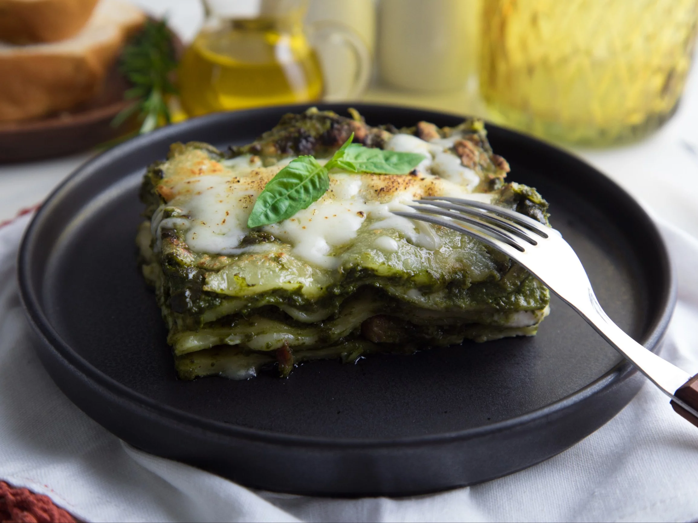 Lazania z zielonym pesto