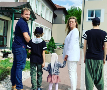 Tamara Arciuch z mężem i dziećmi