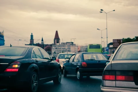 Obniżka akcyzy nie jest możliwa, gdyż w Polsce już obowiązuje minimalna, przynajmniej w UE, stawka tego podatku. 123RF