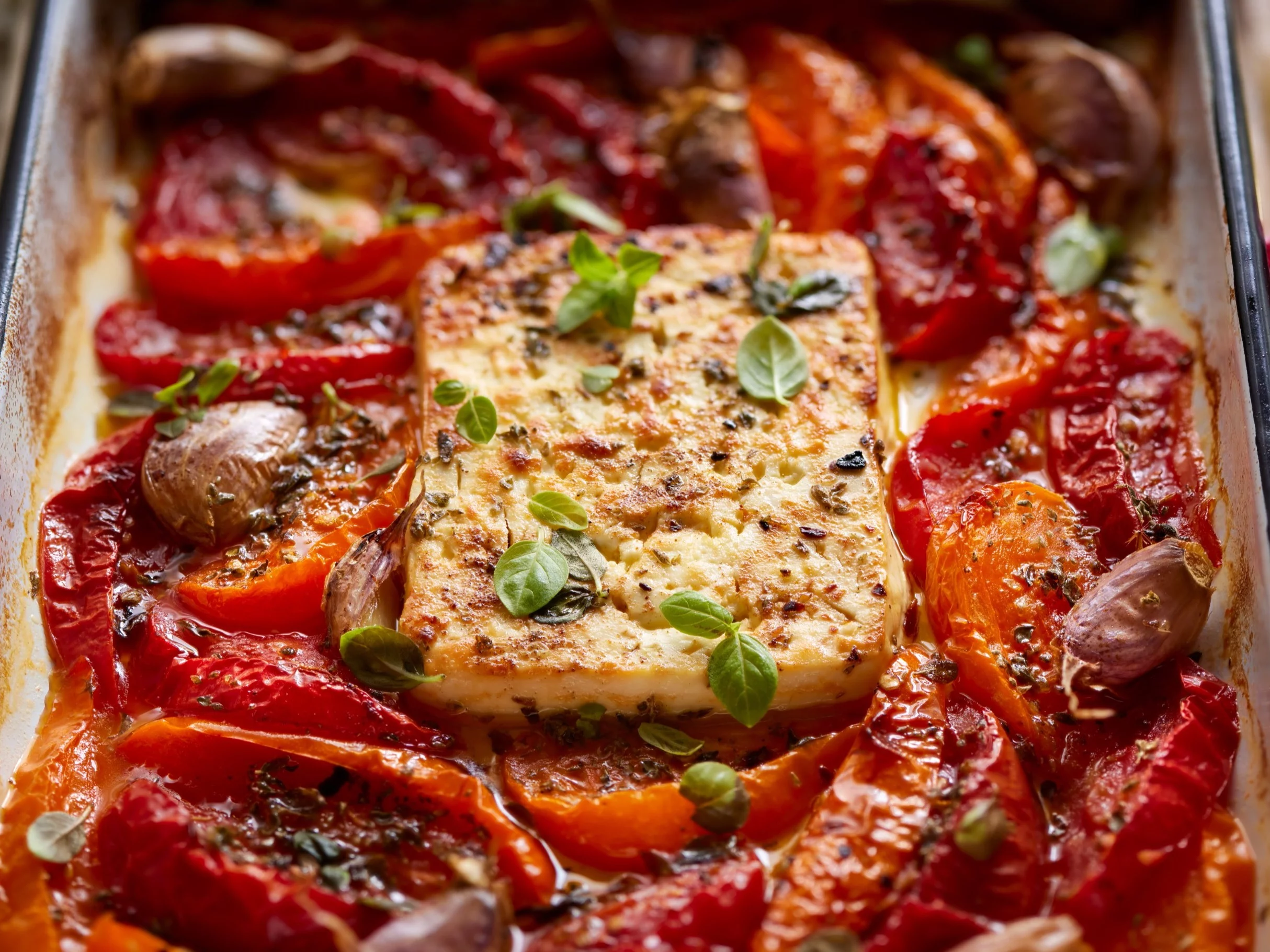 Pieczona feta z pomidorami