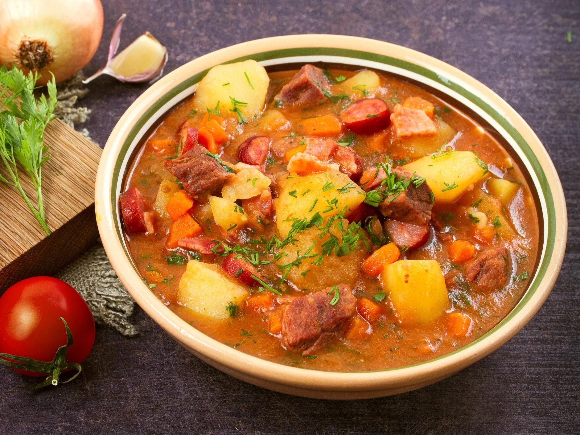 Nie mam czasu w gotowanie, więc robię to danie. Wystarcza na dwa dni i po odgrzaniu smakuje jeszcze lepiej