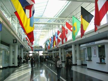 Terminal 5 na lotnisku O'Hare w Chicago