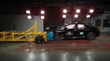 Test Mobilize Limo Euro NCAP