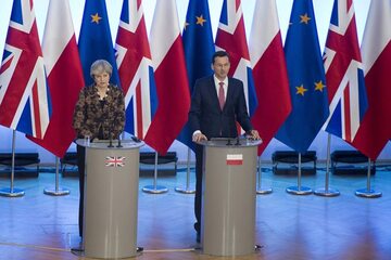 Theresa May i Mateusz Morawiecki w Warszawie