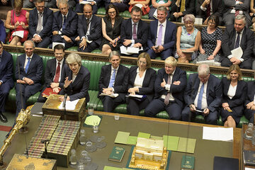 Theresa May przemawia podczas posiedzenia Izby Gmin