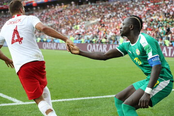 Thiago Cionek i Sadio Mane