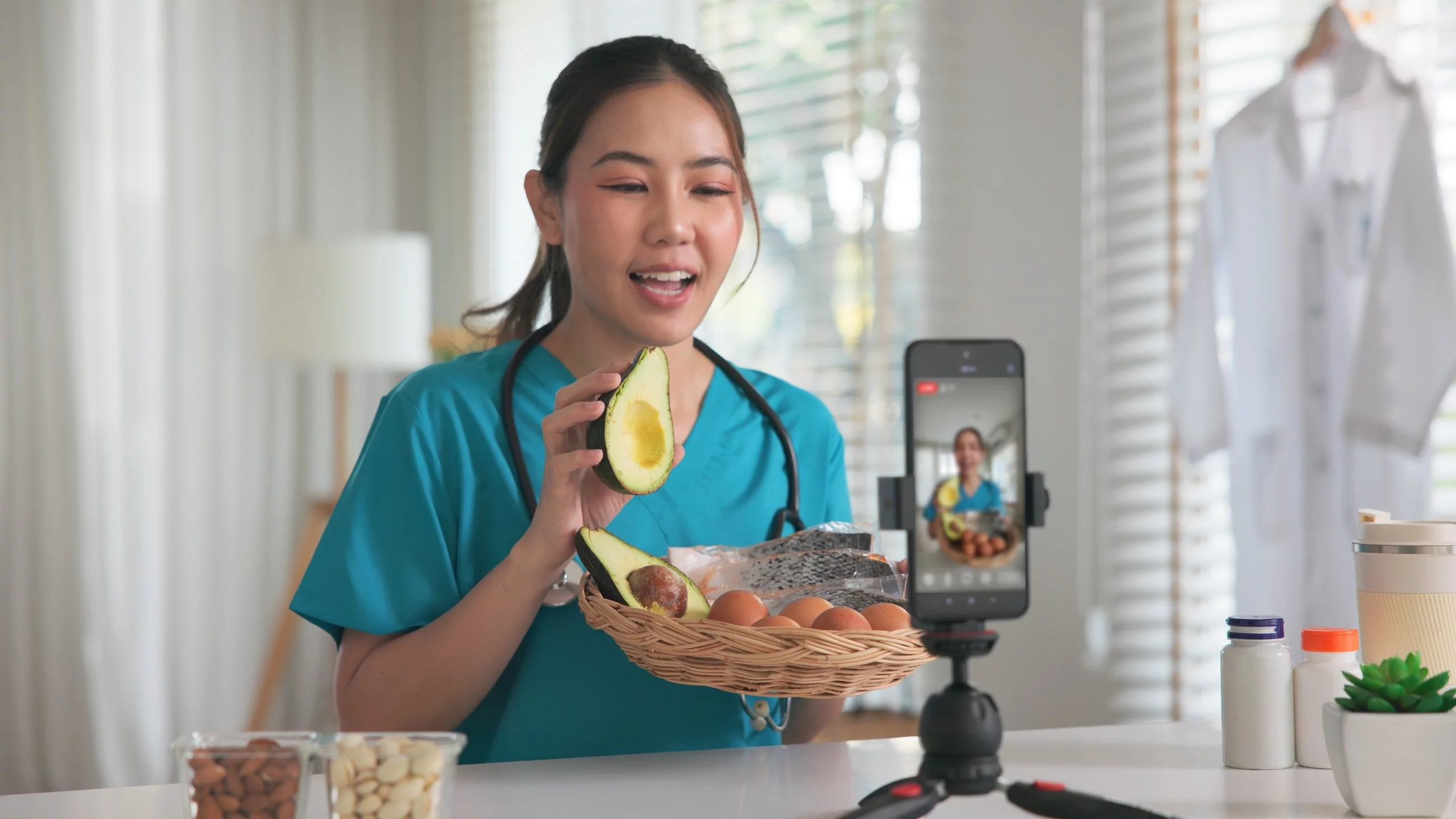 TikTok zalany fake newsami o zdrowiu – ponad połowa filmów wprowadza w błąd