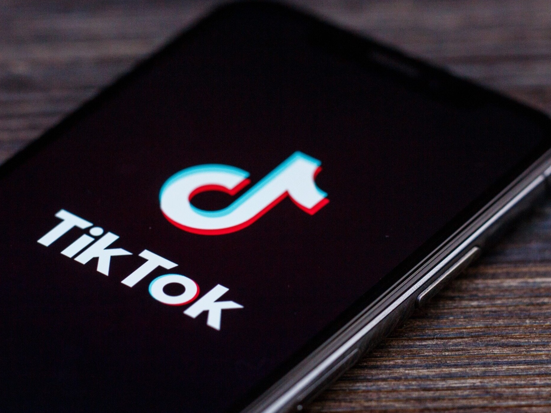 TikTok utrwala kulturę toksycznej diety. Są badania naukowe