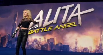 Tilly Lockey na premierze filmu "Alita" Battle Angel"