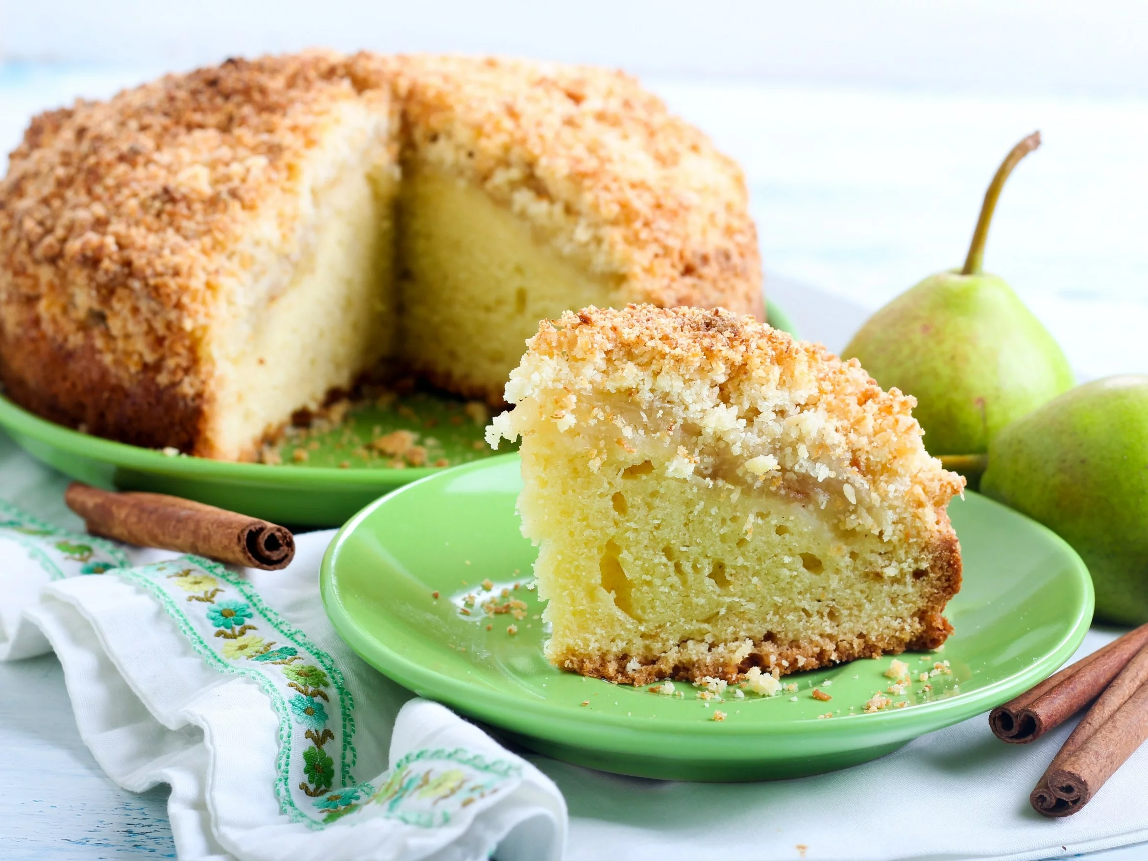 Ciasto maślankowe z gruszkami