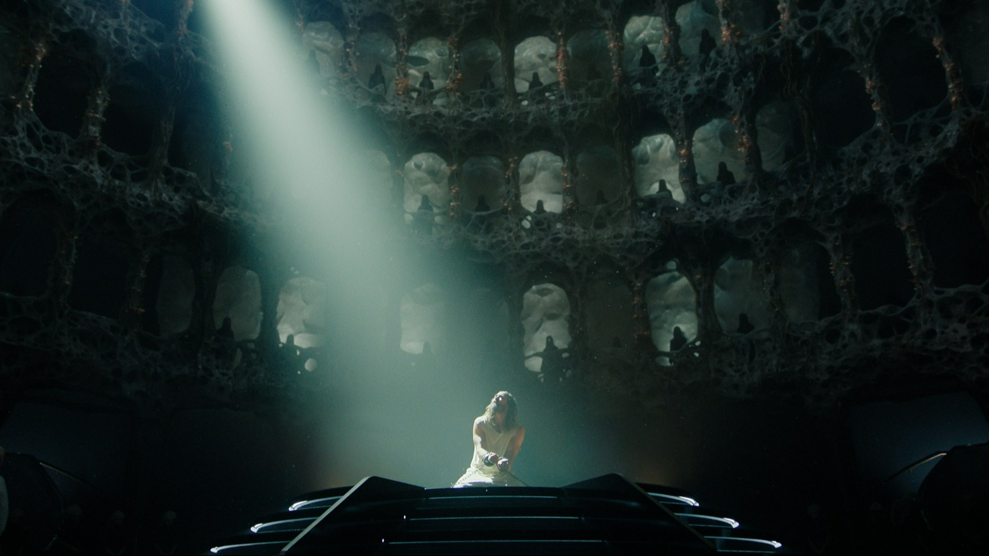 To jeden z najbardziej widowiskowych seriali sci-fi. Czas dołączyć do widzów