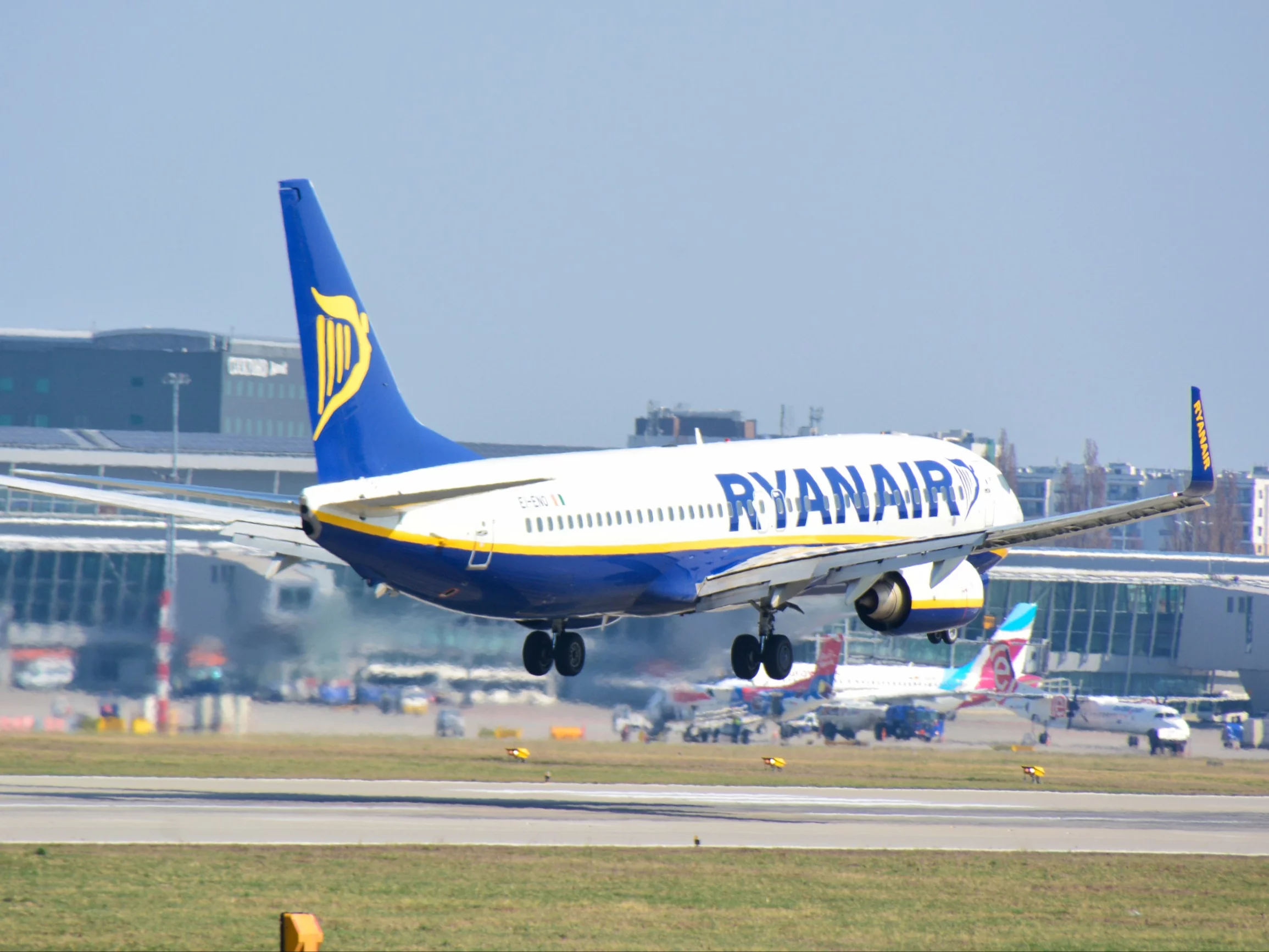 Start samolotu Ryanair z Lotniska Chopina